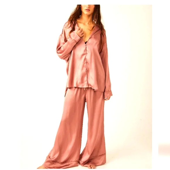 $50 Start Free people dreamy days pajama set rose color size small NWT - Picture 1 of 11